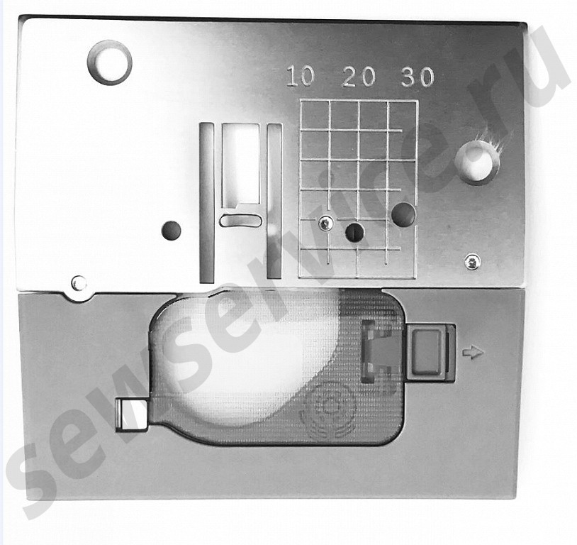 Игольная пластина Brother XA8715021